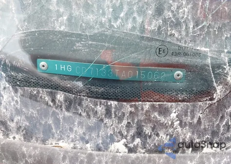 1996 Honda Accord Lx z USA, uszkodzony, nr VIN 1HGCD7133TA015062